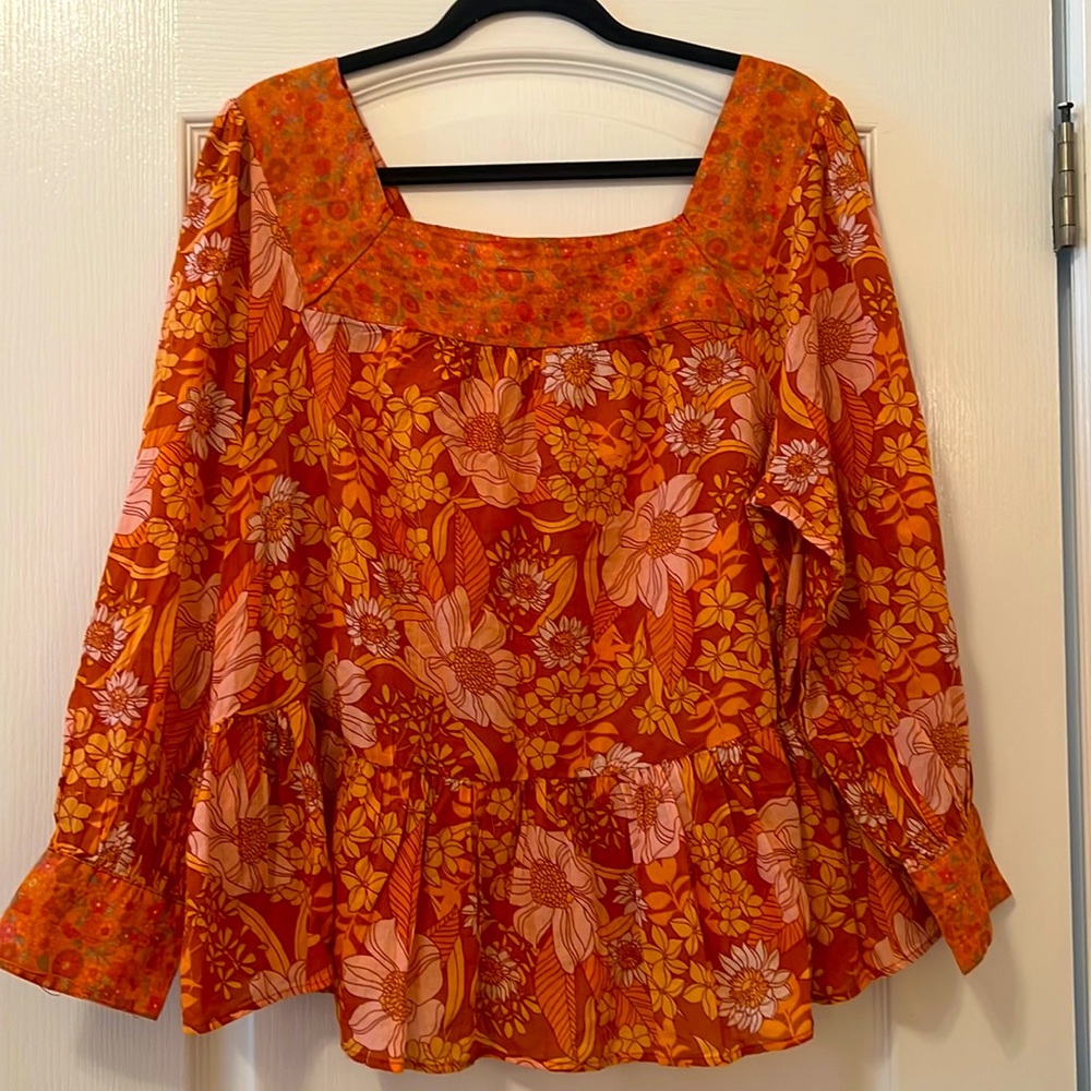Nwt American eagle fall floral top